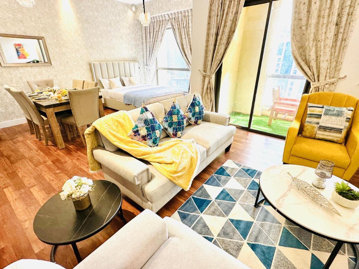 Luxury Casa - Indigo Sea View Apartment Jbr Beach 2Br Dubai Eksteriør bilde