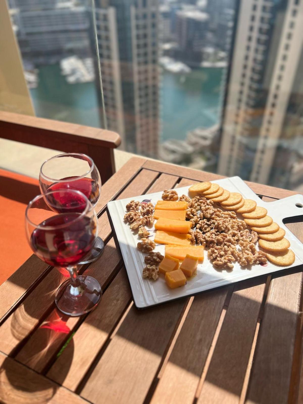 Luxury Casa - Indigo Sea View Apartment Jbr Beach 2Br Dubai Eksteriør bilde
